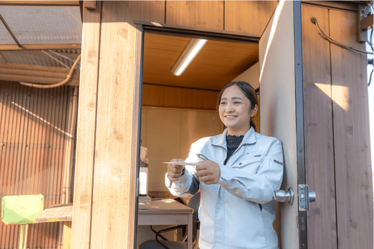 先輩社員の一日